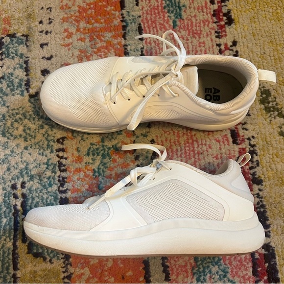 Abeo Shoes - ABEO womens MXV Cruise Sneaker off white 8.5
